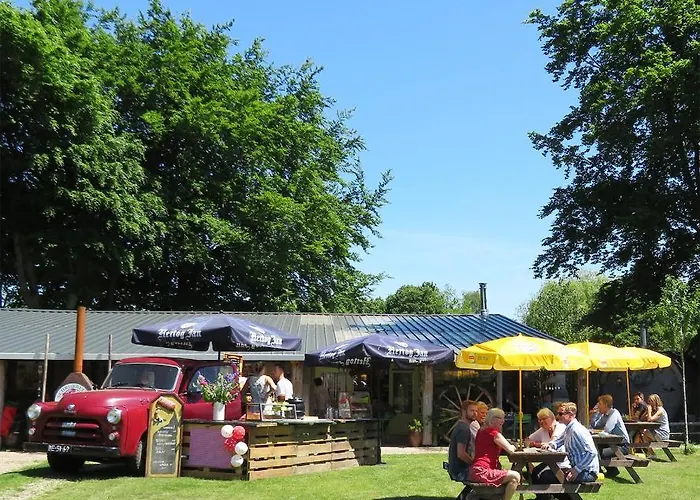 Buitenboel * Holthees