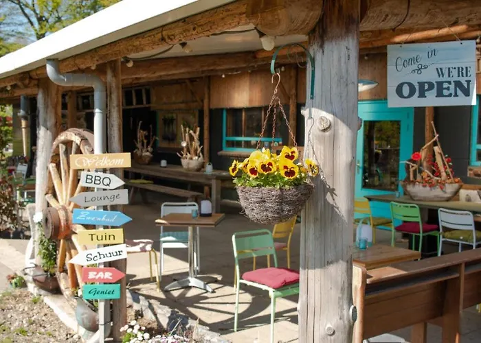 Buitenboel * Holthees