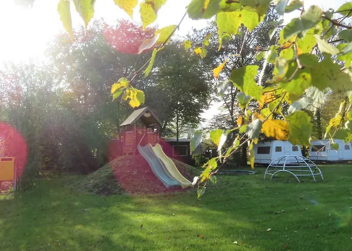 Buitenboel * Holthees